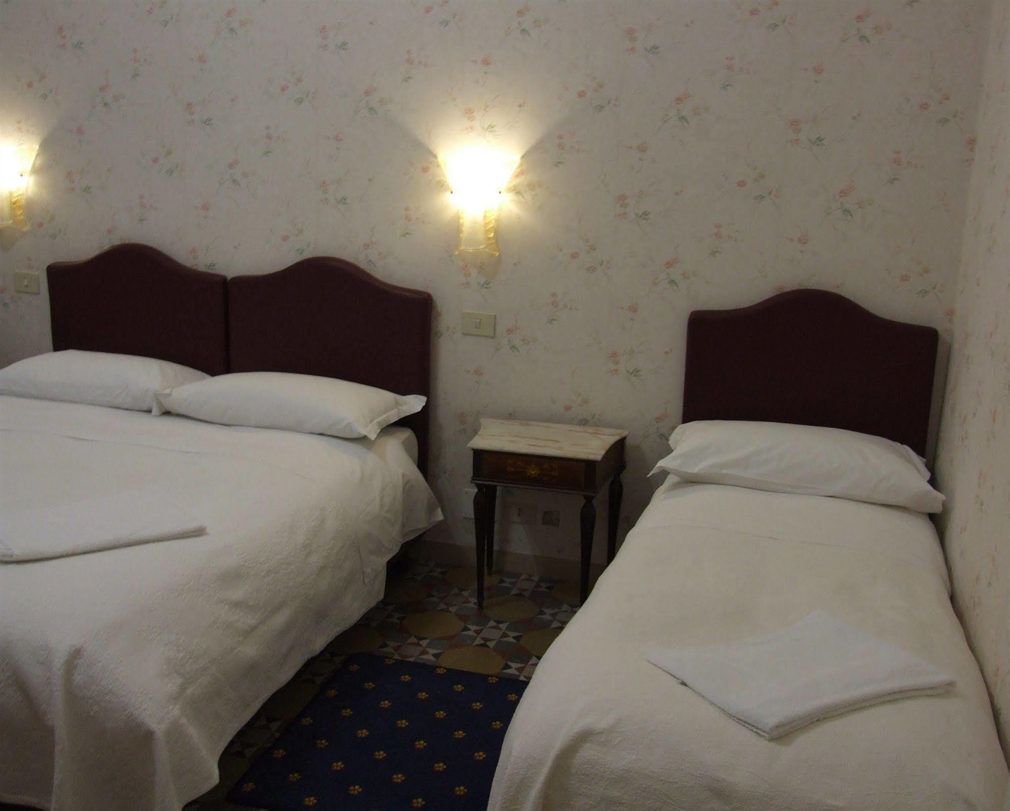 Hotel Texas Rome Room photo